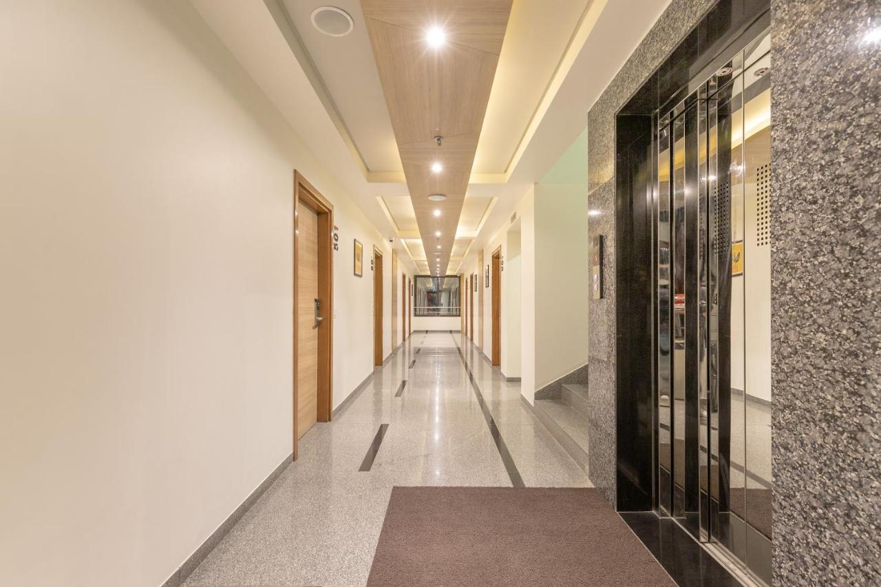Hotel Silvera Grand Amhedabad Dış mekan fotoğraf