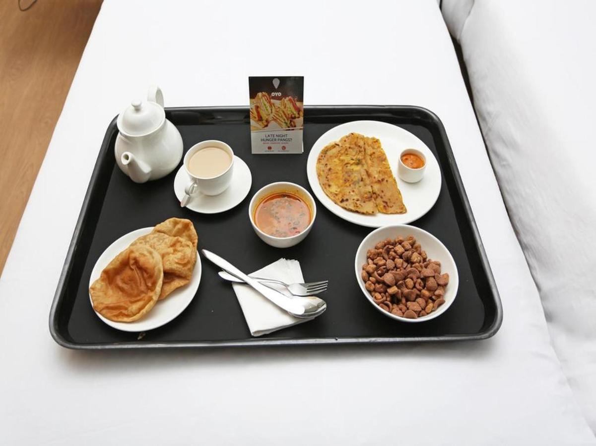 Hotel Silvera Grand Amhedabad Dış mekan fotoğraf