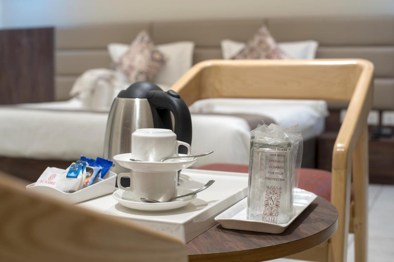 Hotel Silvera Grand Amhedabad Dış mekan fotoğraf