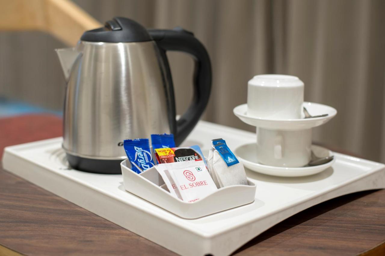 Hotel Silvera Grand Amhedabad Dış mekan fotoğraf